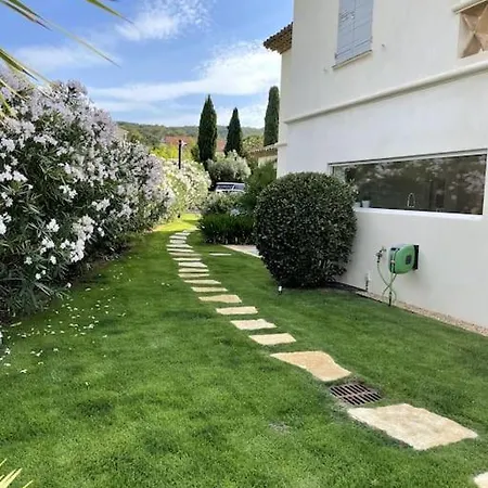 Lety Villa *